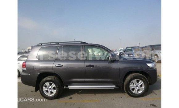 Buy Import Toyota Land Cruiser Other Car in Import - Dubai in East Mahé Buy Import Toyota Land Cruiser Other Car in Import - Dubai in East Mahé