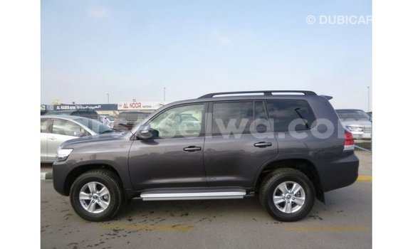 Buy Import Toyota Land Cruiser Other Car in Import - Dubai in East Mahé Buy Import Toyota Land Cruiser Other Car in Import - Dubai in East Mahé