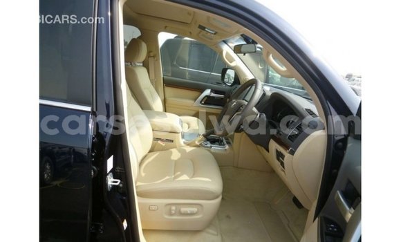 Buy Import Toyota Land Cruiser Blue Car in Import - Dubai in East Mahé Buy Import Toyota Land Cruiser Blue Car in Import - Dubai in East Mahé