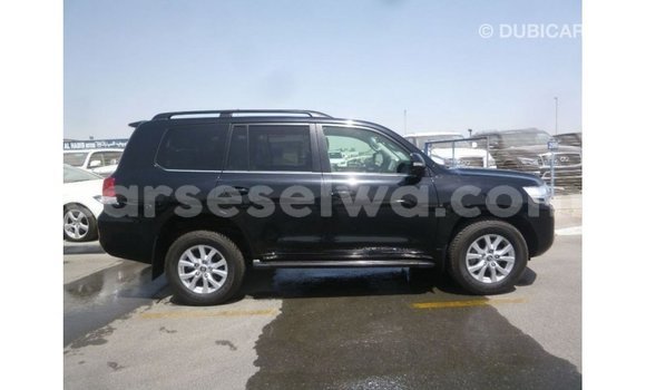 Buy Import Toyota Land Cruiser Black Car in Import - Dubai in East Mahé Buy Import Toyota Land Cruiser Black Car in Import - Dubai in East Mahé