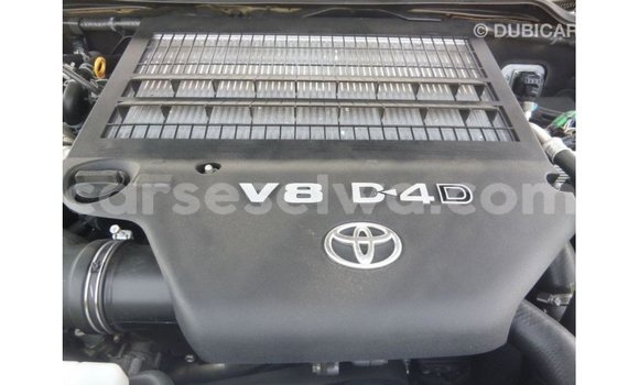 Buy Import Toyota Land Cruiser Black Car in Import - Dubai in East Mahé Buy Import Toyota Land Cruiser Black Car in Import - Dubai in East Mahé