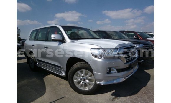 Buy Import Toyota Land Cruiser Other Car in Import - Dubai in East Mahé Buy Import Toyota Land Cruiser Other Car in Import - Dubai in East Mahé