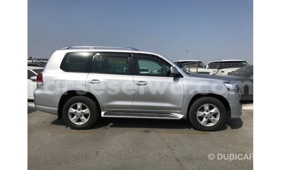 Buy Import Toyota Land Cruiser Other Car in Import - Dubai in East Mahé Buy Import Toyota Land Cruiser Other Car in Import - Dubai in East Mahé