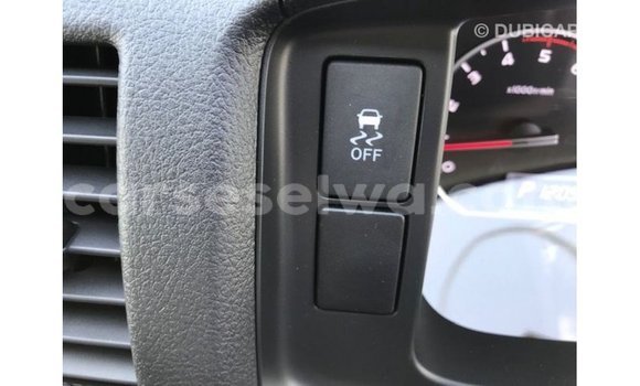 Acheter Import Voiture Toyota Hiace Blanc à Import - Dubai, East Mahé Acheter Import Voiture Toyota Hiace Blanc à Import - Dubai, East Mahé