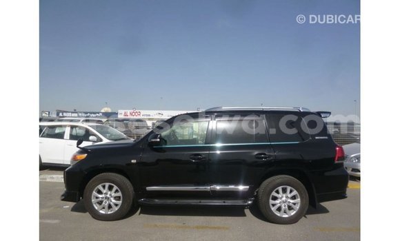 Buy Import Toyota Land Cruiser Black Car in Import - Dubai in East Mahé Buy Import Toyota Land Cruiser Black Car in Import - Dubai in East Mahé