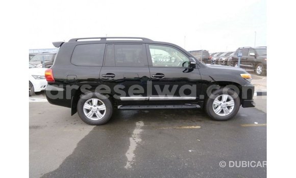 Buy Import Toyota Land Cruiser Black Car in Import - Dubai in East Mahé Buy Import Toyota Land Cruiser Black Car in Import - Dubai in East Mahé
