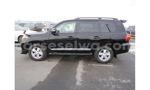 Buy Import Toyota Land Cruiser Black Car in Import - Dubai in East Mahé Buy Import Toyota Land Cruiser Black Car in Import - Dubai in East Mahé