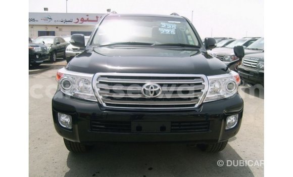 Acheter Import Voiture Toyota Land Cruiser Noir à Import - Dubai, East Mahé Acheter Import Voiture Toyota Land Cruiser Noir à Import - Dubai, East Mahé