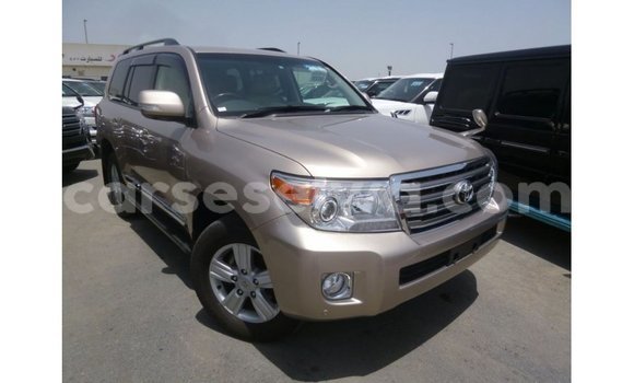 Buy Import Toyota Land Cruiser Other Car in Import - Dubai in East Mahé Buy Import Toyota Land Cruiser Other Car in Import - Dubai in East Mahé