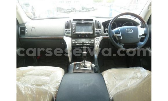 Buy Import Toyota Land Cruiser Other Car in Import - Dubai in East Mahé Buy Import Toyota Land Cruiser Other Car in Import - Dubai in East Mahé
