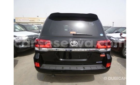 Buy Import Toyota Land Cruiser Black Car in Import - Dubai in East Mahé Buy Import Toyota Land Cruiser Black Car in Import - Dubai in East Mahé