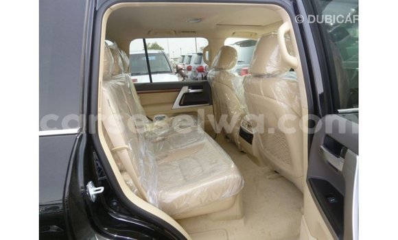 Buy Import Toyota Land Cruiser Black Car in Import - Dubai in East Mahé Buy Import Toyota Land Cruiser Black Car in Import - Dubai in East Mahé