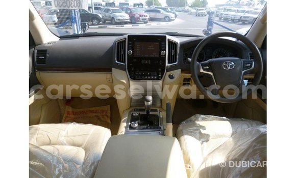 Buy Import Toyota Land Cruiser Black Car in Import - Dubai in East Mahé Buy Import Toyota Land Cruiser Black Car in Import - Dubai in East Mahé