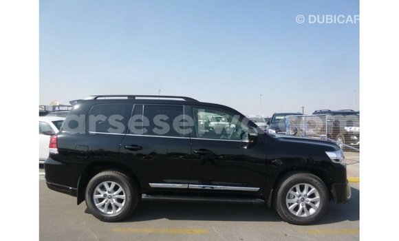 Buy Import Toyota Land Cruiser Black Car in Import - Dubai in East Mahé Buy Import Toyota Land Cruiser Black Car in Import - Dubai in East Mahé