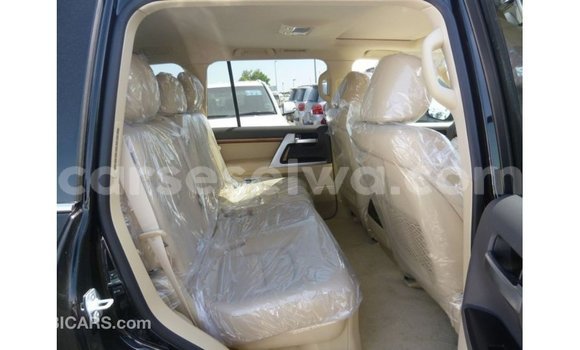 Buy Import Toyota Land Cruiser Black Car in Import - Dubai in East Mahé Buy Import Toyota Land Cruiser Black Car in Import - Dubai in East Mahé