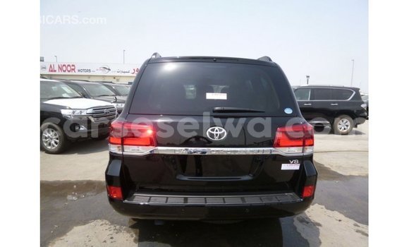 Buy Import Toyota Land Cruiser Black Car in Import - Dubai in East Mahé Buy Import Toyota Land Cruiser Black Car in Import - Dubai in East Mahé