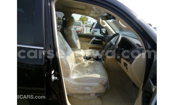 Buy Import Toyota Land Cruiser Black Car in Import - Dubai in East Mahé Buy Import Toyota Land Cruiser Black Car in Import - Dubai in East Mahé