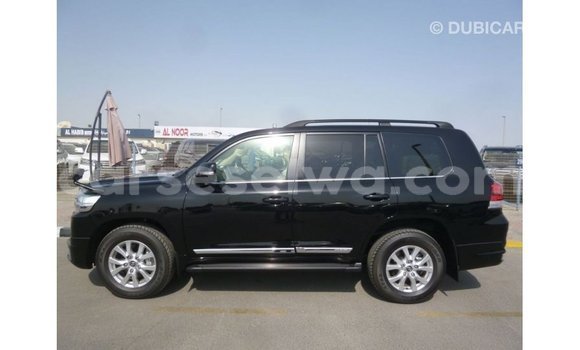 Buy Import Toyota Land Cruiser Black Car in Import - Dubai in East Mahé Buy Import Toyota Land Cruiser Black Car in Import - Dubai in East Mahé