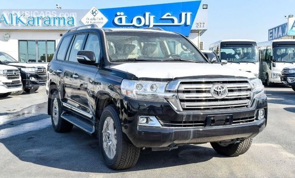 Acheter Import Voiture Toyota Land Cruiser Noir à Import - Dubai, East Mahé Acheter Import Voiture Toyota Land Cruiser Noir à Import - Dubai, East Mahé