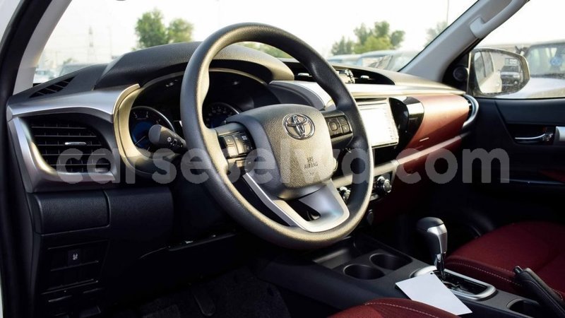 Big with watermark toyota hilux east mahe import dubai 6178