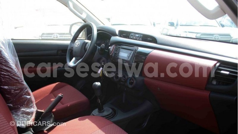 Big with watermark toyota hilux east mahe import dubai 6179