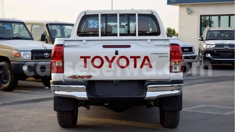 Big with watermark toyota hilux east mahe import dubai 6182