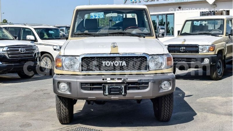Big with watermark toyota land cruiser east mahe import dubai 6183