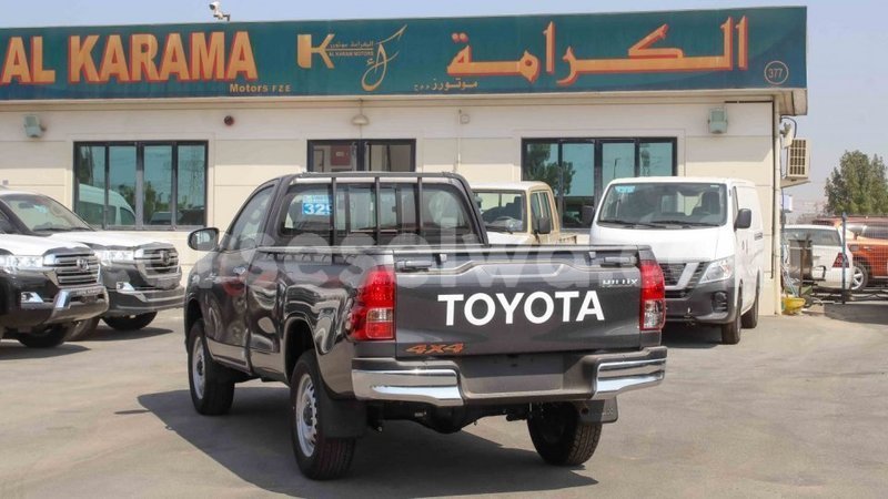 Big with watermark toyota hilux east mahe import dubai 6187