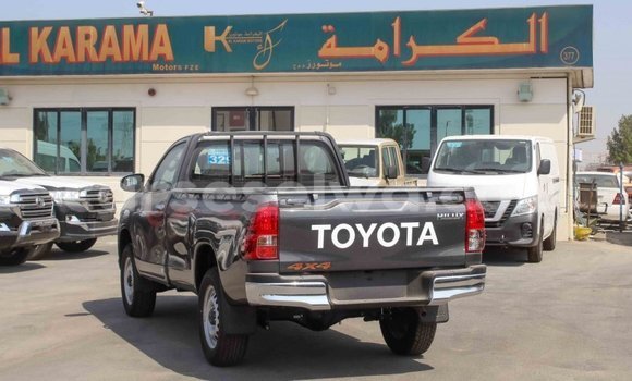 Acheter Import Voiture Toyota Hilux Autre à Import - Dubai, East Mahé Acheter Import Voiture Toyota Hilux Autre à Import - Dubai, East Mahé