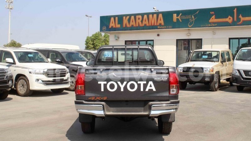Big with watermark toyota hilux east mahe import dubai 6187
