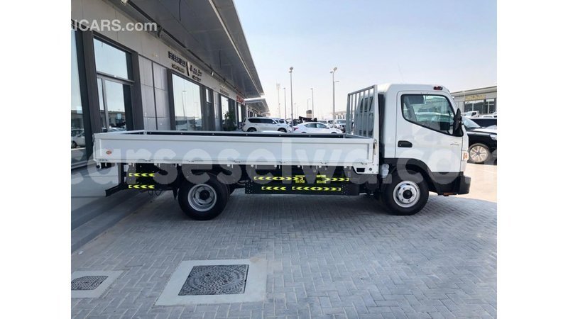 Big with watermark mitsubishi carisma east mahe import dubai 6190