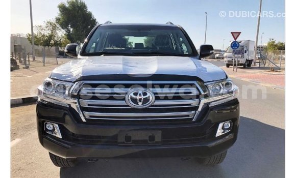 Buy Import Toyota Land Cruiser Black Car in Import - Dubai in East Mahé Buy Import Toyota Land Cruiser Black Car in Import - Dubai in East Mahé