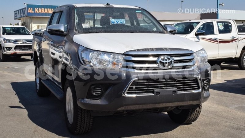 Big with watermark toyota hilux east mahe import dubai 6195
