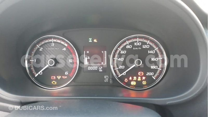 Big with watermark mitsubishi l200 east mahe import dubai 6198