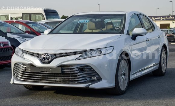 Buy Import Toyota Camry White Car in Import - Dubai in East Mahé Buy Import Toyota Camry White Car in Import - Dubai in East Mahé