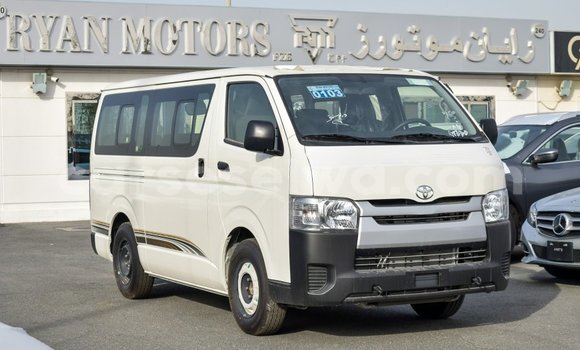 Buy Import Toyota Hiace White Car in Import - Dubai in East Mahé Buy Import Toyota Hiace White Car in Import - Dubai in East Mahé