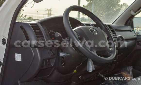 Buy Import Toyota Hiace White Car in Import - Dubai in East Mahé Buy Import Toyota Hiace White Car in Import - Dubai in East Mahé