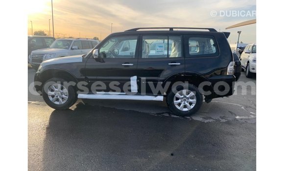 Buy Import Mitsubishi Pajero Black Car in Import - Dubai in East Mahé Buy Import Mitsubishi Pajero Black Car in Import - Dubai in East Mahé