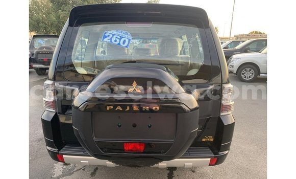 Buy Import Mitsubishi Pajero Black Car in Import - Dubai in East Mahé Buy Import Mitsubishi Pajero Black Car in Import - Dubai in East Mahé