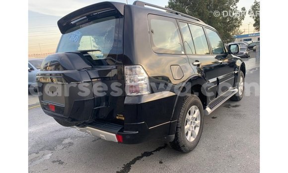 Buy Import Mitsubishi Pajero Black Car in Import - Dubai in East Mahé Buy Import Mitsubishi Pajero Black Car in Import - Dubai in East Mahé
