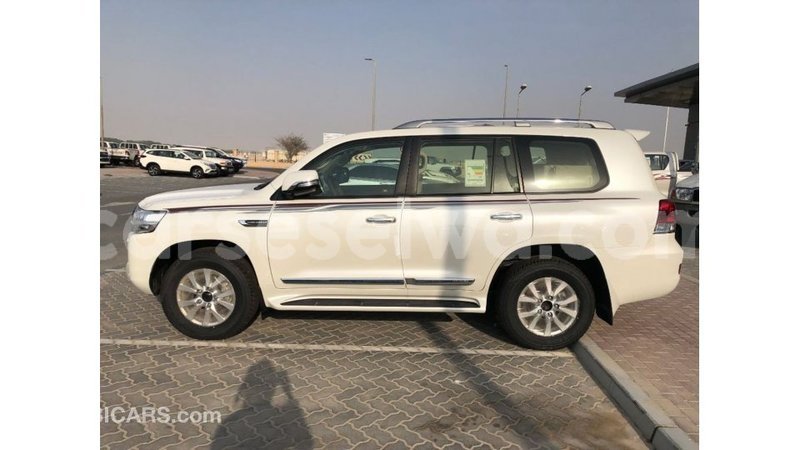Big with watermark toyota land cruiser east mahe import dubai 6230