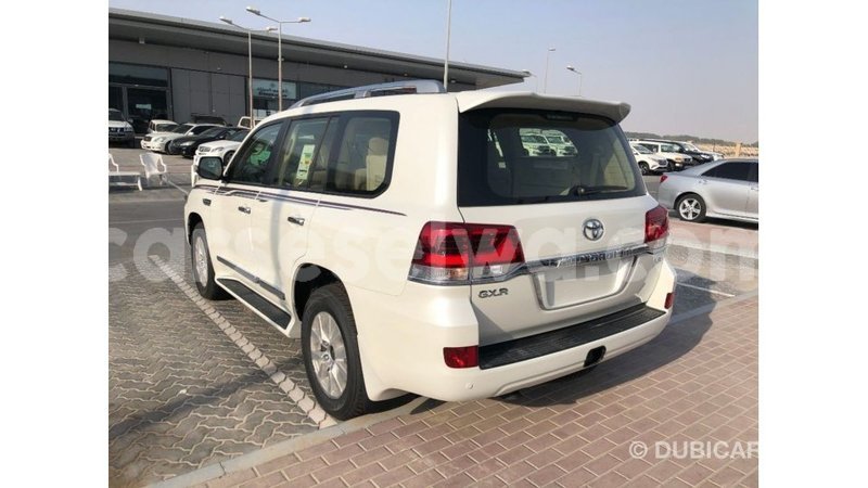 Big with watermark toyota land cruiser east mahe import dubai 6230