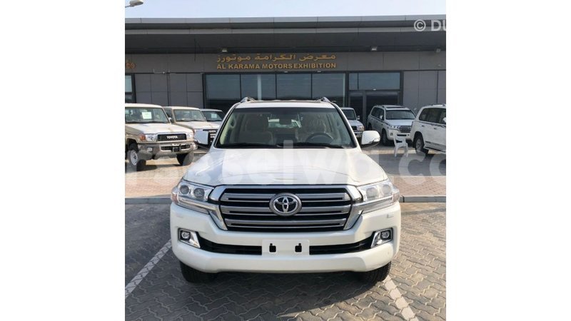Big with watermark toyota land cruiser east mahe import dubai 6231