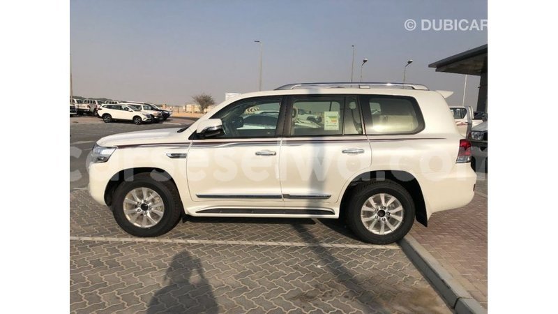 Big with watermark toyota land cruiser east mahe import dubai 6231