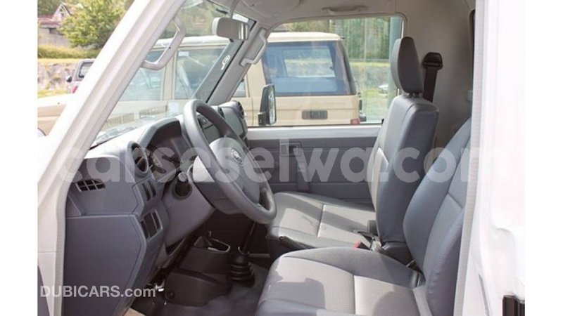 Big with watermark toyota land cruiser east mahe import dubai 6235