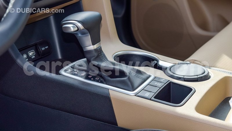 Big with watermark kia sportage east mahe import dubai 6236