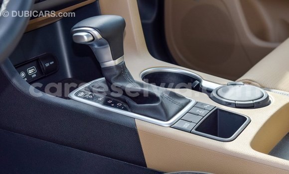 Buy Import Kia Sportage White Car in Import - Dubai in East Mahé Buy Import Kia Sportage White Car in Import - Dubai in East Mahé