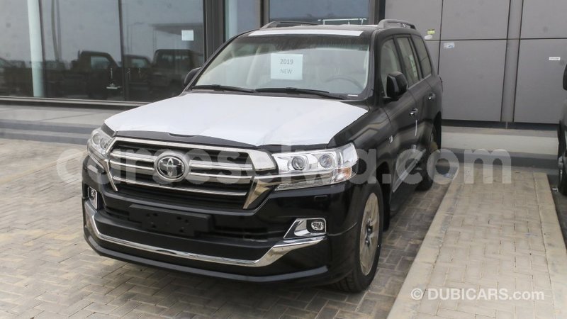 Big with watermark toyota land cruiser east mahe import dubai 6241