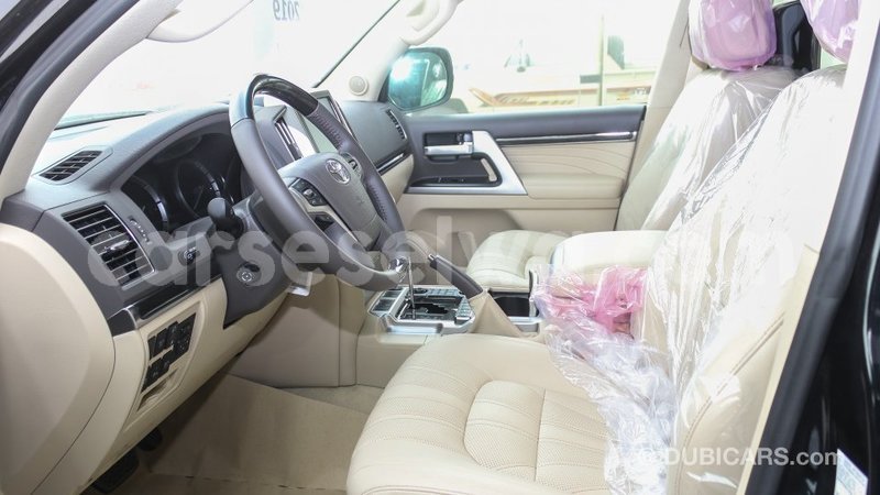 Big with watermark toyota land cruiser east mahe import dubai 6241