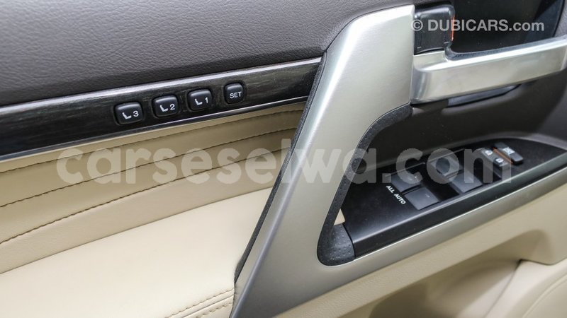 Big with watermark toyota land cruiser east mahe import dubai 6241